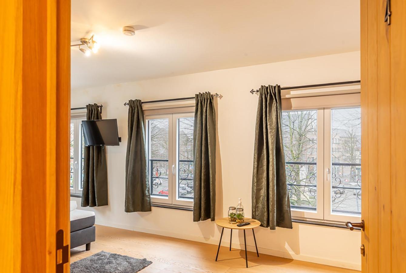 Guesthouses By Hotel Van Eyck 마세이크 외부 사진